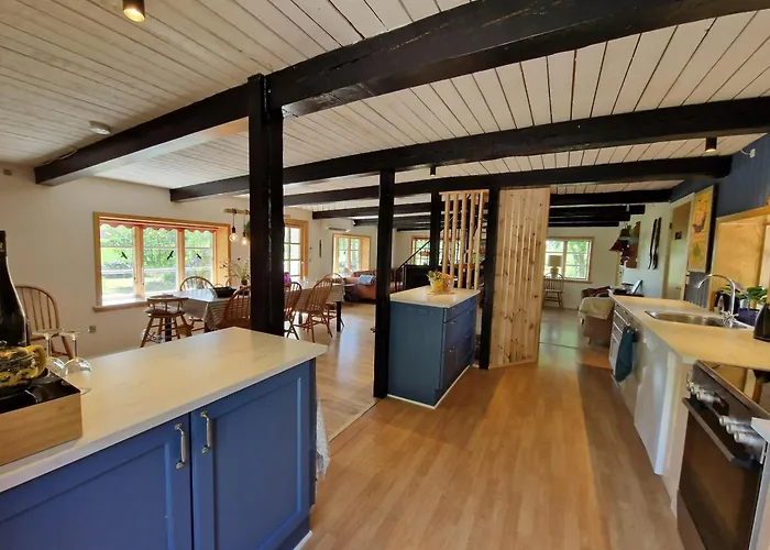 Holiday home Family-friendly Coastal